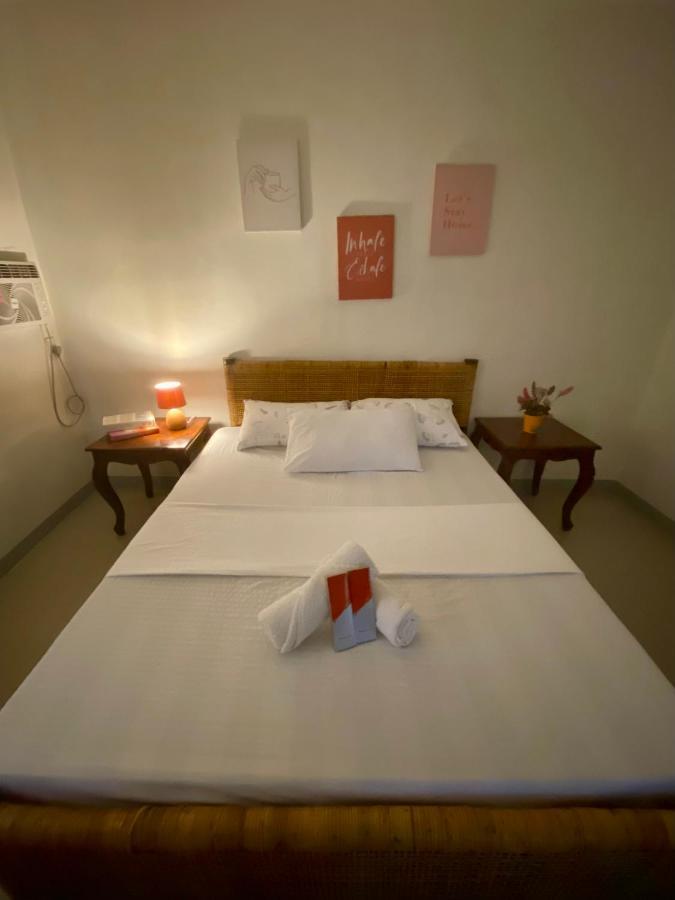 רוקסס סיטי Hiraya Bed And Breakfast מראה חיצוני תמונה